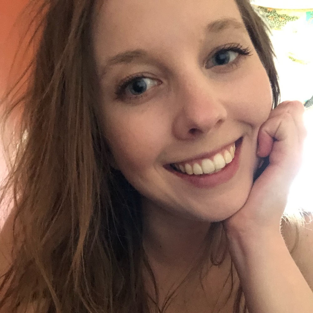 Meet your Posher, Julia